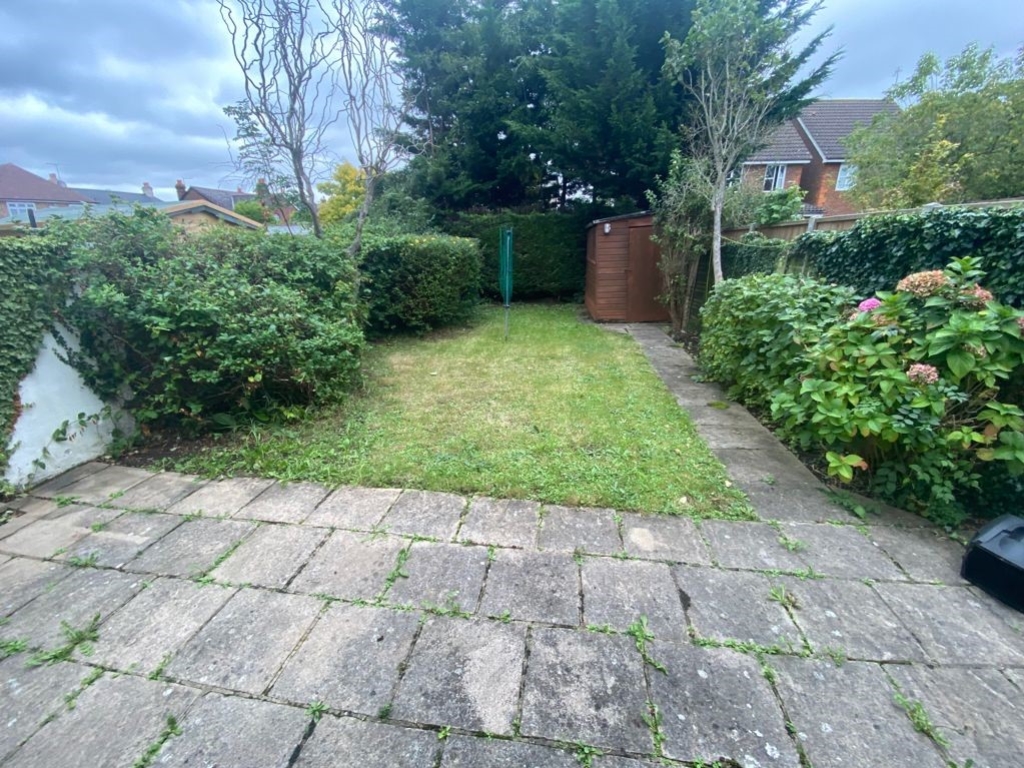 Park Road, Egham, Surrey, TW20 Nevin And Wells